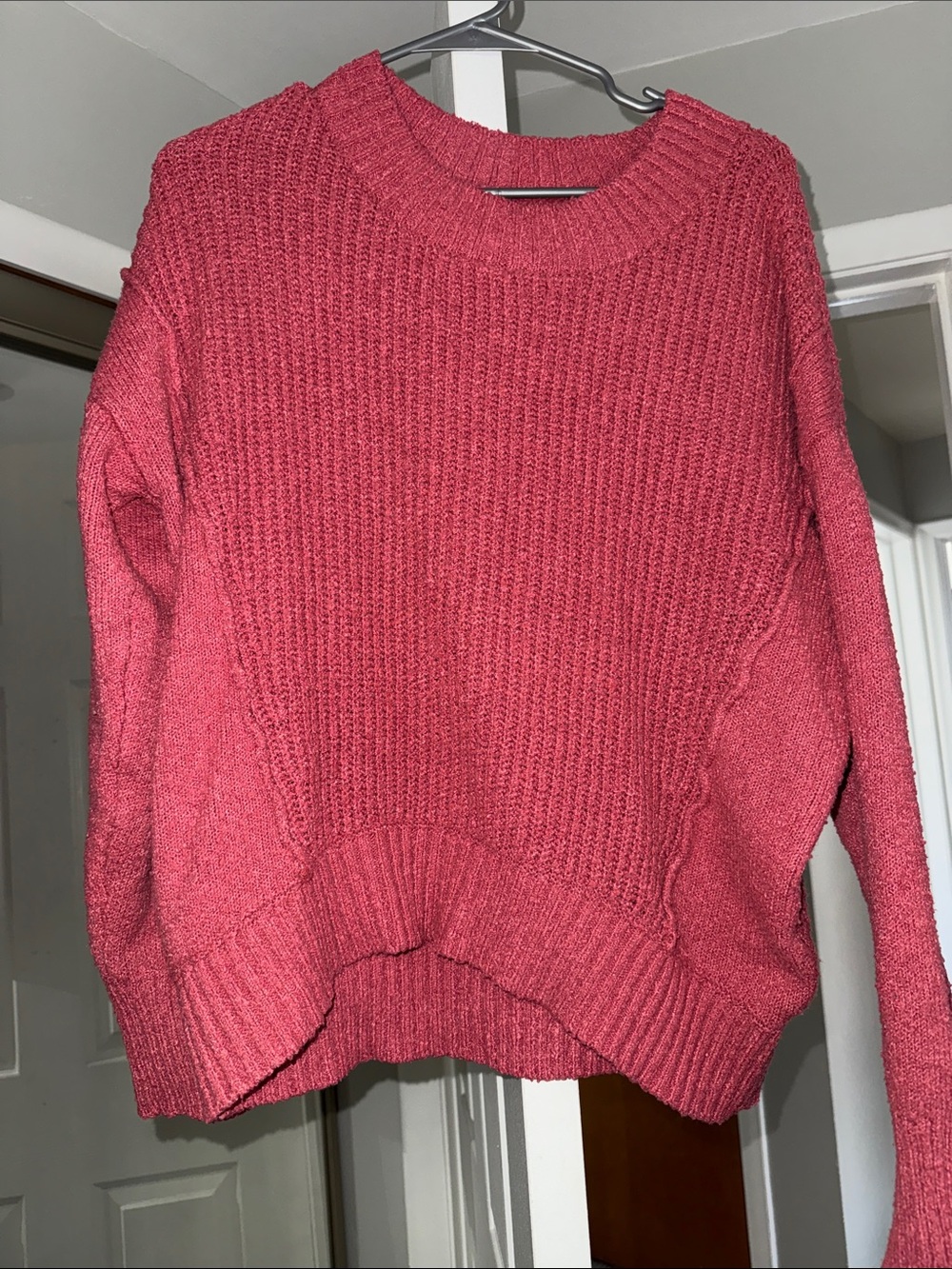 Cozy Women's Crewneck Sweater in Rose Pink